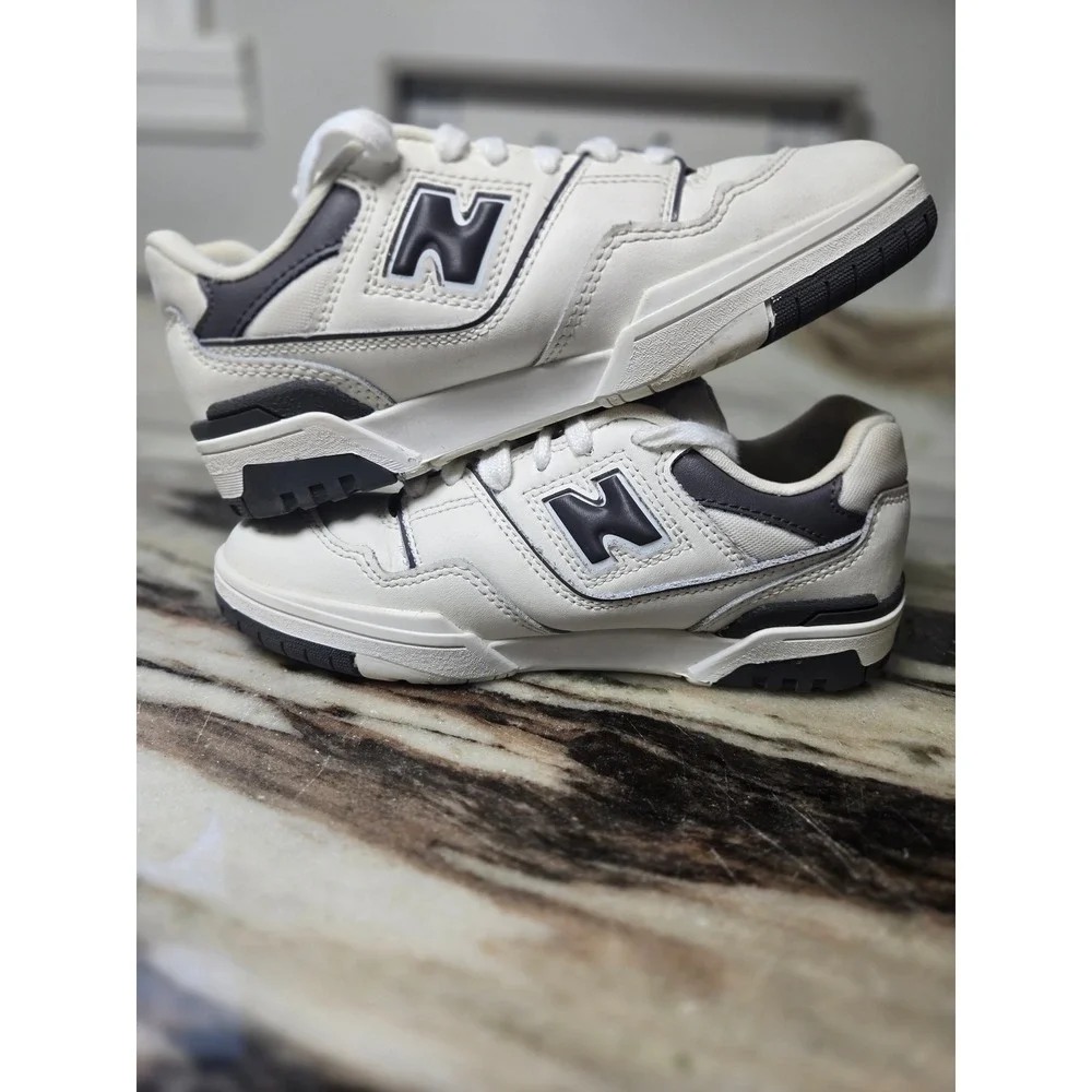 New Balance 550 Kids Sneakers White Black PSB550BH Size 2 US Youth Low Top
